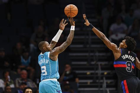 Alec Burks scores 24, scrappy Pistons outlast Hornets 111-99 for 1st victory of the season